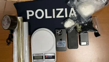 I skeduar më parë/ Pjesë e trafikut të kokainës në Itali, 35-vjeçari shqiptar kapet duke e shpërndarë nëpër qytet…