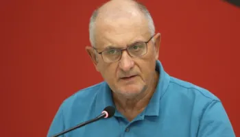 I telekomanduar nga krimi/ Petrit Vasili: Rama është peng i Belinda Ballukut