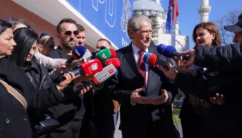‘Imuniteti i Ballukut’/ Berisha: PS nuk është parti, por një organizatë kriminale që mbron kryehajdutët
