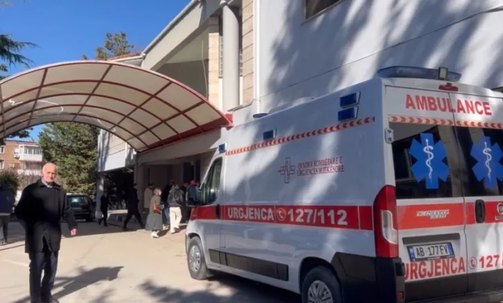 Infrastruktura rrugore në kaos total, ambulancat e juglindjes ndjekin itinerarin e devijuar! Pacientëve u rrezikohet jeta