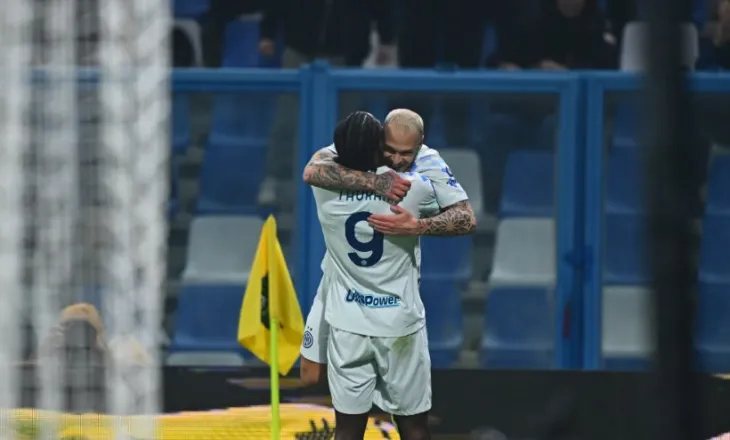 Inter drejt fitores së pestë rresht, avantazh i dyfishtë në pjesën e parë ndaj Sassuolo (video)