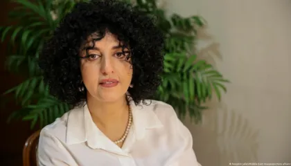 Iran: Dënohet me mbi 7 vite shtesë burg laureatja e Nobelit, Narges Mohammadi