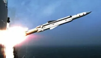 Irani gati për luftë, zbulohet marrëveshja për blerjen e raketave supersonike nga Kina