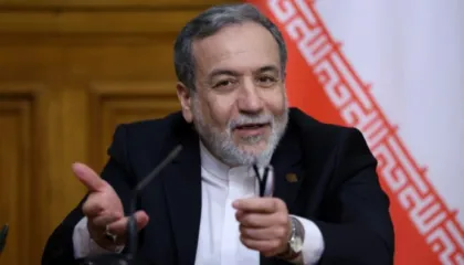 Irani paralajmëron SHBA: Nëse sulmohemi, do të godasim bazat amerikane në rajon