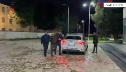 Ishte shpallur në kërkim për kultivim droge, arrestohet 46-vjeçari në Vaun e Dejës