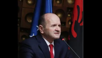 Ismail Syla: Miti, qielli dhe bomba