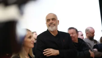 Iu bashkuan gjyqtarëve për pagat, Rama replikon me prokurorët: Arrestet pa gjyqe na kanë njollosur botërisht