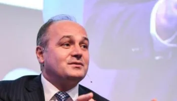 “Jasharët përballë Osmanit”/ Hoxhaj: Pro, një kandidati për president nga familja legjendare