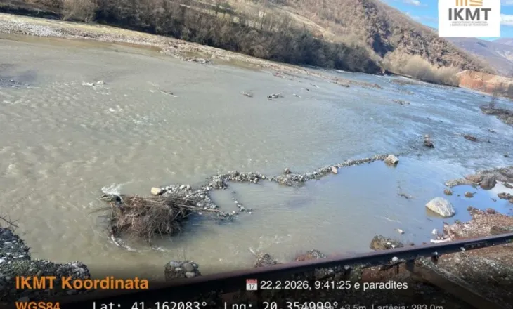 Juglindja bllokohet, Edi Rama krihet, Spak fle gjumë