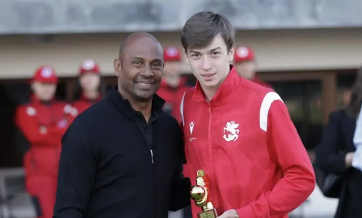 Ka një tjetër Kvaratskhelia në Gjeorgji, është vëllai Tornike dhe luan për… Interin