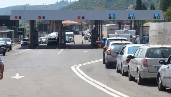 Kaloi në mënyrë të paligjshme kufirin me Malin e Zi, procedohet penalisht i riu nga Malësia e Madhe