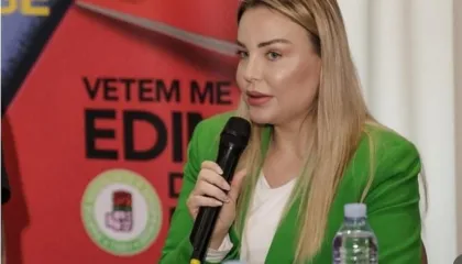 Kanakarja e Vlorës, mercenarja pa përvojë e atelies së mazhorancës, ku qepen ligje me porosi!