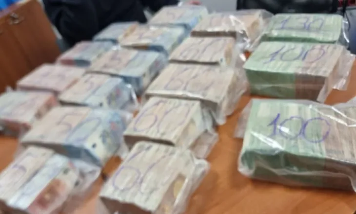 Kapen 1 mln euro të padeklaruara në doganën e Merdarës