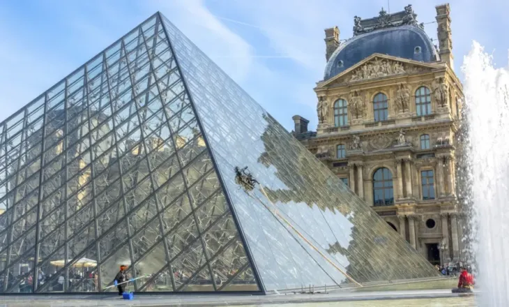 Katastrofë në Luvër, përmbyten sallat me kryeveprat italiane. Dëmtohet rëndë afresku i shekullit XIX