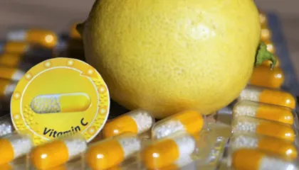 Katër shenjat që tregojnë se trupit tuaj i mungon vitamina C