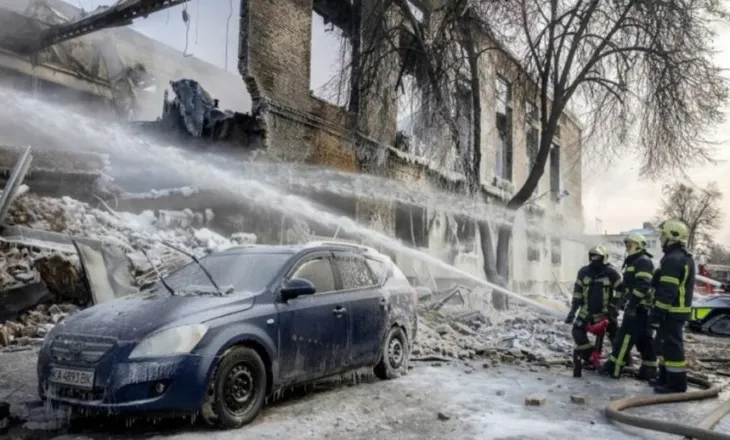 Kievi në terr në mes të ftohtit: Paraliza energjetike godet Ukrainën para negociatave në Abu Dhabi