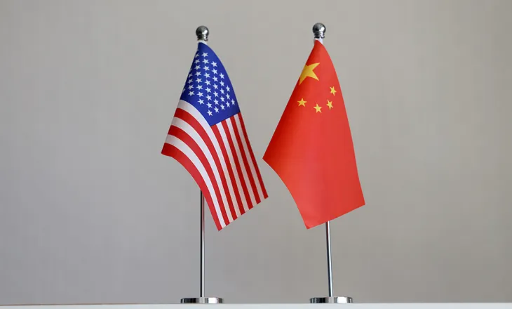 Kina dhe ShBA vazhdojnë shkëmbimin e informacionit kundër drogës dhe luftën kundër pastrimit të parave