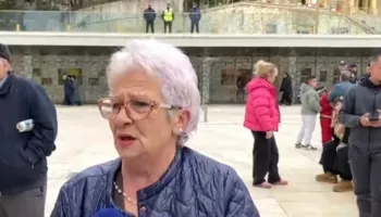 Kjo është vjedhje’ – Preket nga projekti TID në Durrës, banorja: Duan ta shembin shtëpinë time për 2 stola dhe gurë