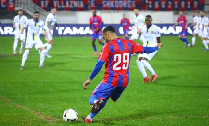 Klasikja Vllaznia-Tirana hap javën e 26-të të Superiores, të shtunë Partizani-Egnatia