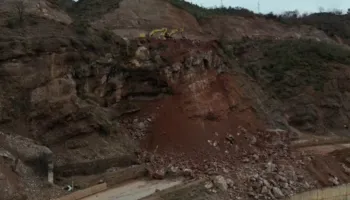 Klevis Balliu: Qindra milionë euro taksa për infrastrukturën, rrugët rrezik për jetën e qytetarëve