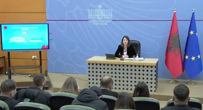 Koçiu: Ndërtesat pa leje mund t’i shfrytëzojmë për strehim ose nevoja sociale