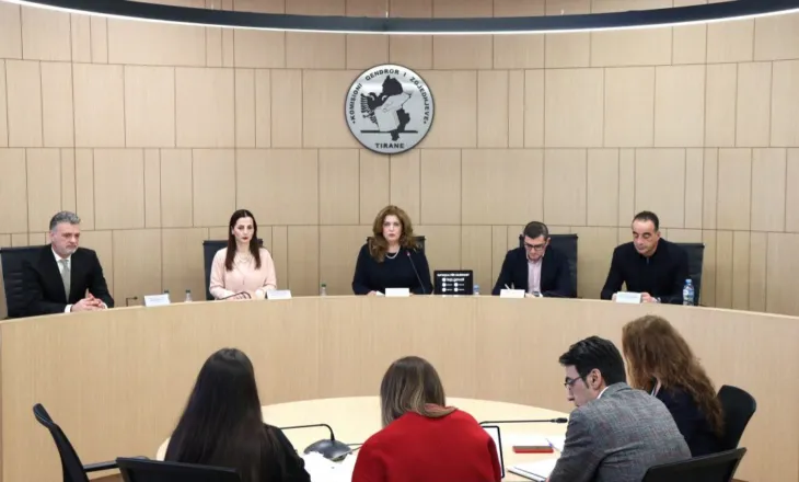 Komisioni Rregullator ndryshime në rregulloren e seancave të KAS, rritet transparenca dhe efikasiteti