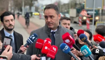 Konjufca nga Haga: Krimet në Kosovë u kryen nga serbët. Kjo e vërtetë s’mund të ndryshohet