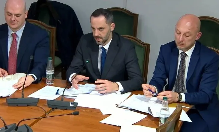 Kontrolli i Burgjeve shndërrohet në agjenci, Lamallari shpjegon ndryshimet në Kuvend: Një instrument modern për mbikëqyrjen penale