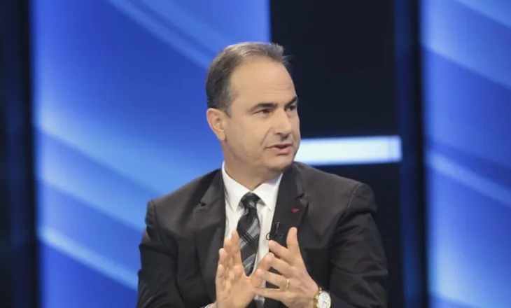 “Korrupsion”/ Bllokimi i rrugës në Dragostunjë, reagon Boçi: Papërgjegjshmëri seriale e shtetit-parti