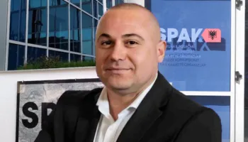 Korrupsion në zgjedhje/ Paraqitet në GJKKO ish-kryebashkiaku i Vaut të Dejës, Kristian Shkreli