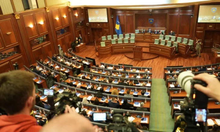 Kosovë/ Shoqëria civile u bën thirrje partive për dakordësi rreth presidentit për të shmangur zgjedhjet e parakohshme