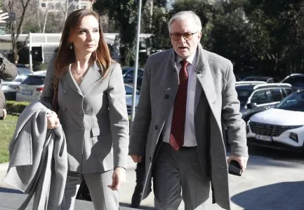 Kreu i Komisionit të Jashtëm të PE tha që s’e takon dot, eurodeputeti Gahler i shkon në zyrë Berishës në selinë e PD