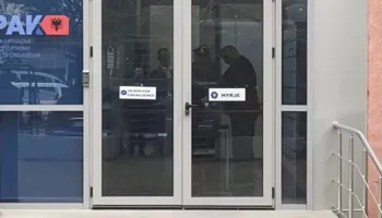 Kryebashkiaku i Gjirokastrës, Flamur Golemi paraqitet në SPAK