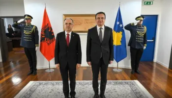 Kryeministri Kurti pret presidentin Begaj: Thellim i raporteve ndërshtetërore