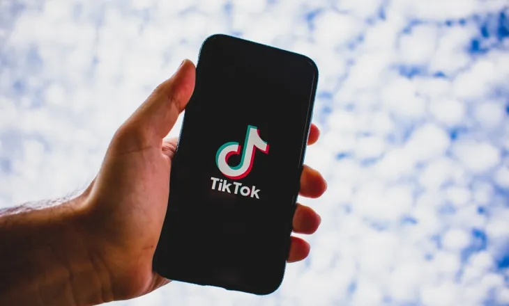 “Kthehet” TikTok-u/ Këshilli i Ministrave: Po punohet për hartimin e një plani komunikimi dhe ndërgjegjësimi, të..