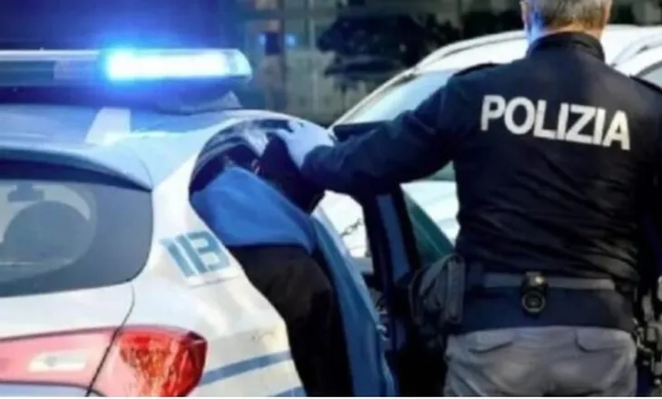 Ktheu shtëpinë në bazë droge, arrestohet shqiptari në Itali