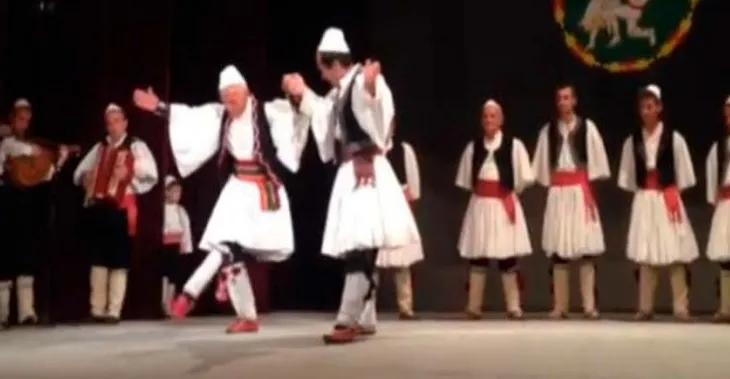 Kultura jomateriale në Shqipëri, vallja e Ngjalës, dyshe Myzeqare, veshja zadrimore dhe dijebërja e qeleshes marrin…