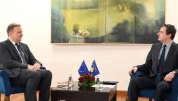 Kurti pas takimit me përfaqësuesin e BE-së, Peter Sorensen: Të përkushtuar ndaj normalizimit të dialogut Kosovë-Serbi