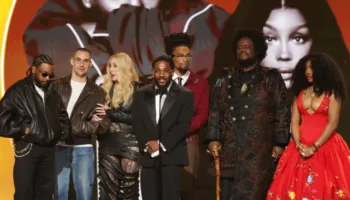 Kush triumfoi? Lista e plotë e fituesve të Çmimeve Grammy 2026