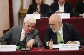 Kushtetuesja rrëzon ndryshimet e mazhorancës në Rregulloren e Kuvendit