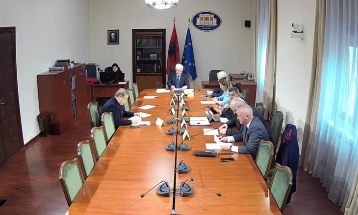 Kuvendi merr në shqyrtim ankesat e 800 banorëve të “Durrësit të Ri”, Xhafaj mbledh Komisionin