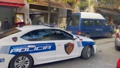 LAJMI I FUNDIT/ Të shtëna me armë në kryeqytet, dyshohet për një të plagosur