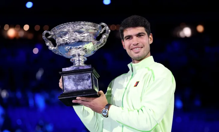 “Legjenda Alcaraz”, spanjolli hyn në histori, mediat spanjolle i bëjnë jehonë triumfit të tij në Australian Open