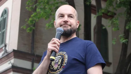 Lela: Kush nuk proteston është me regjimin, pushteti është në kilometrin e fundit