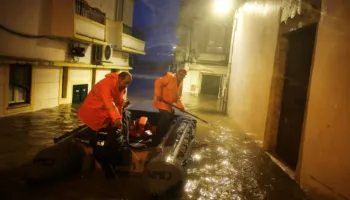 “Leonardo” godet Gadishullin Iberik, stuhia shkakton përmbytje masive në Spanjë dhe Portugali