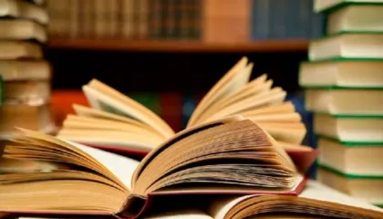 Libri shqip ende pa vendin e merituar, shkrimtarët kërkojnë zgjidhje