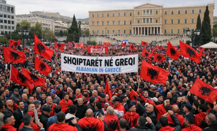 Ligji i ri grek për emigrantët, çfarë do të ndodhë me 84 mijë dosjet shqiptare