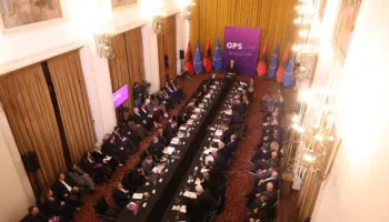 LIVE/ Një ditë pas ndryshimeve në 6 ministri, Rama mbledh kabinetin qeveritar, mungojnë Vengu e Spiropali