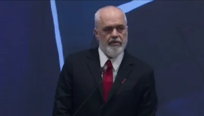 LIVE / Rama në Prishtinë: UÇK s’ka lidhje me terrorin, ata burra nuk u armatosën për të imponuar sundimin e tyre