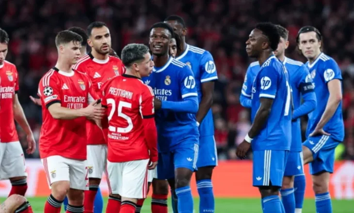 Lojtari i Benfikës sqaron UEFA-n: Nuk e ofendova Vinicius-in për ngjyrën, por për orientimin seksual…